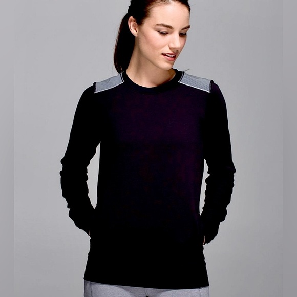 lululemon athletica Tops - Lululemon In A Flash Long Sleeve